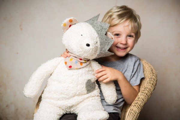 Spieltier Teddy mit Krone, kontrolliert biologischer Anbau (organic), Made in Germany